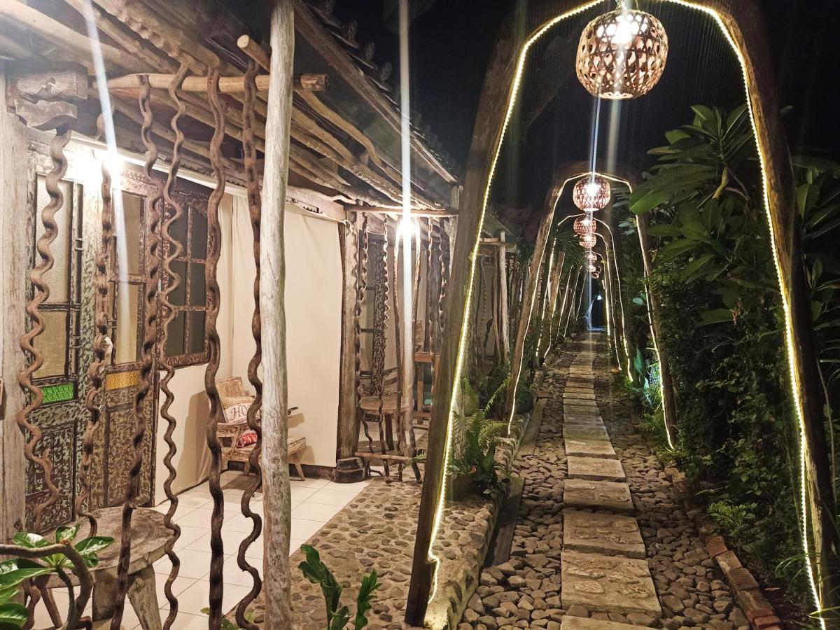 Funky Place Lovina Екстериор снимка