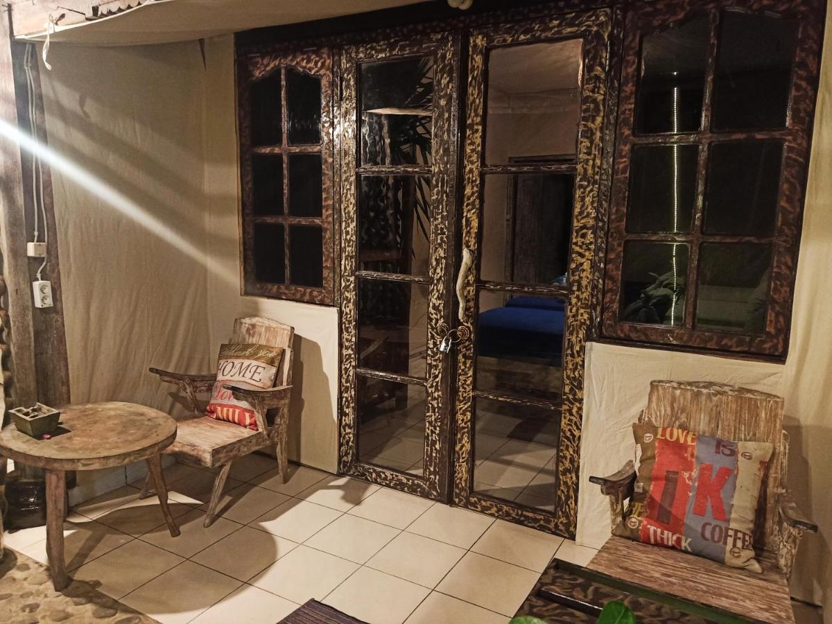 Funky Place Lovina Екстериор снимка