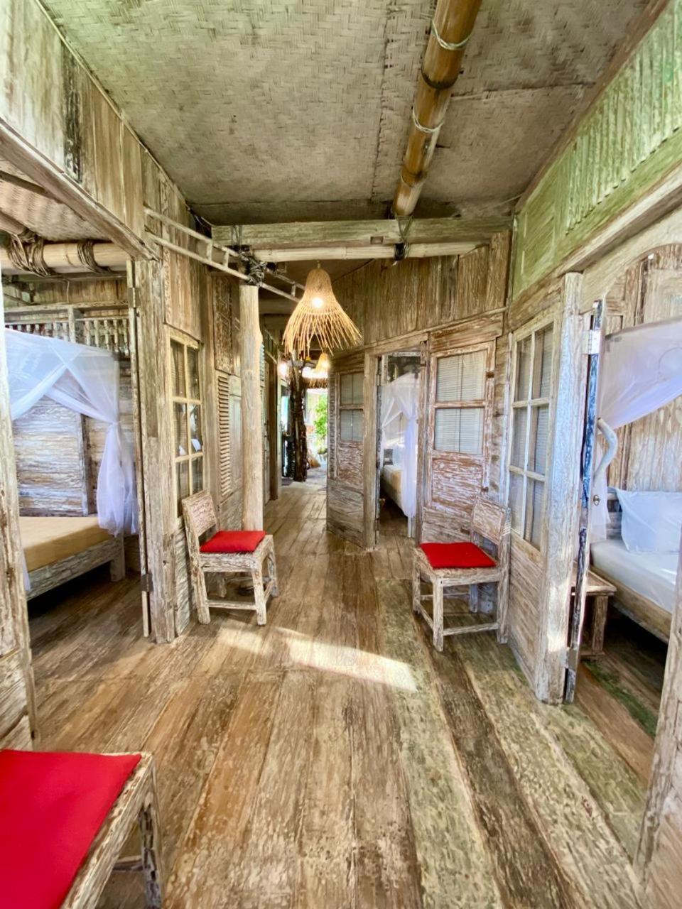 Funky Place Lovina Екстериор снимка