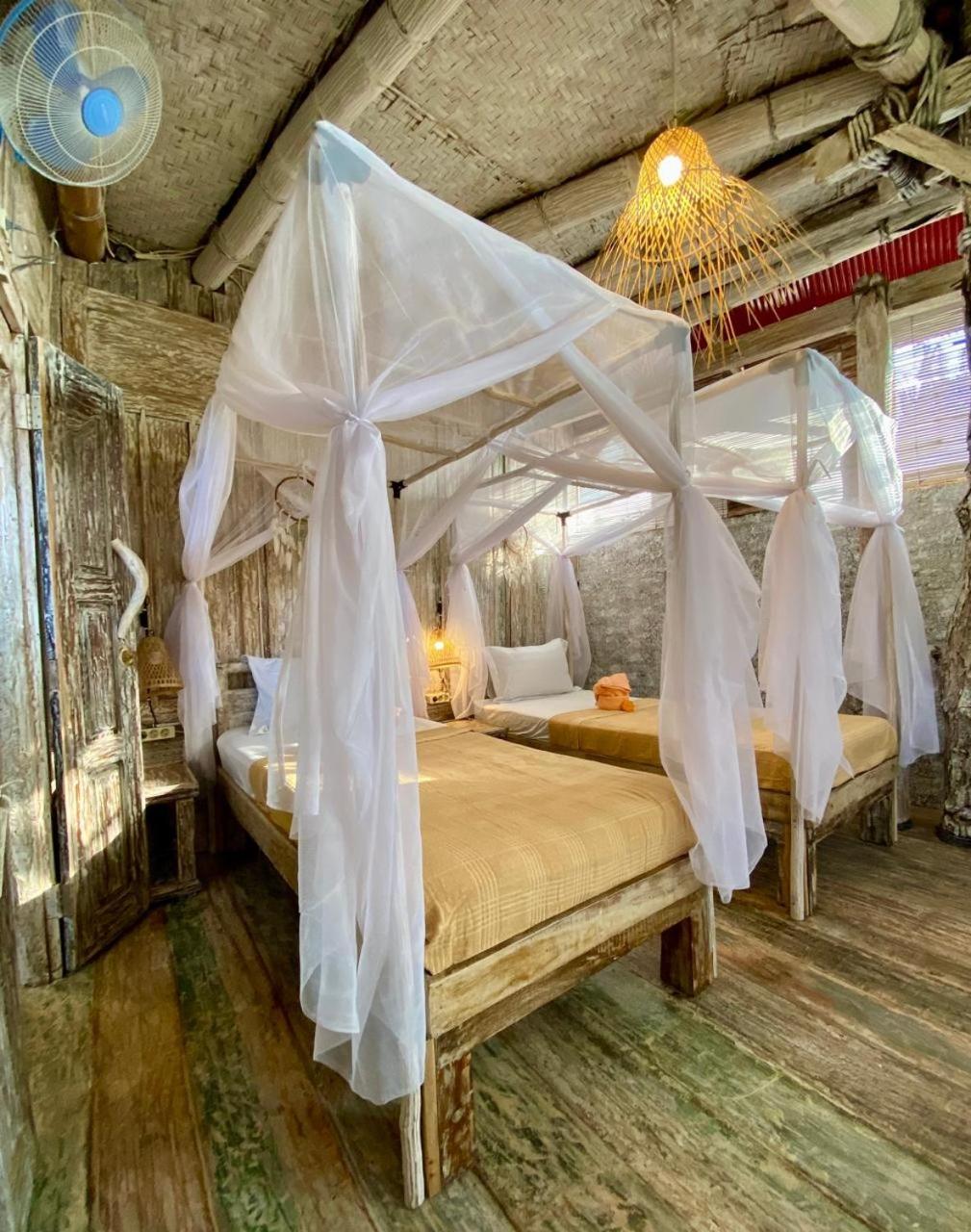 Funky Place Lovina Екстериор снимка