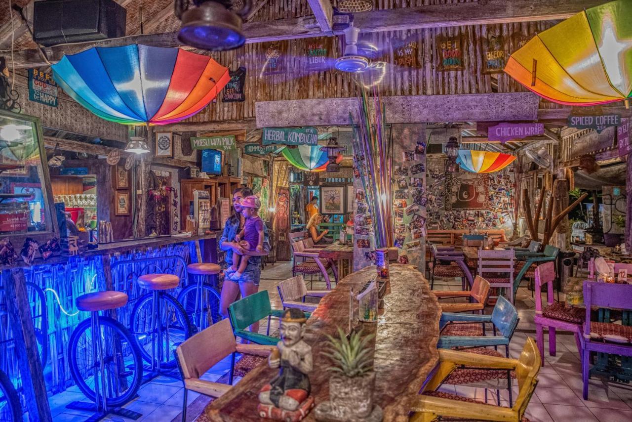 Funky Place Lovina Екстериор снимка